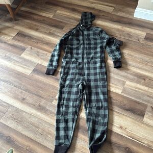 Fabletics onesie size medium